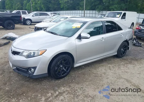 2013 Toyota Camry Se z USA, uszkodzony, nr VIN 4T1BF1FK0DU225633